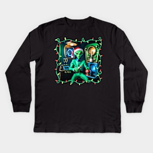 Alien Santa claus Kids Long Sleeve T-Shirt